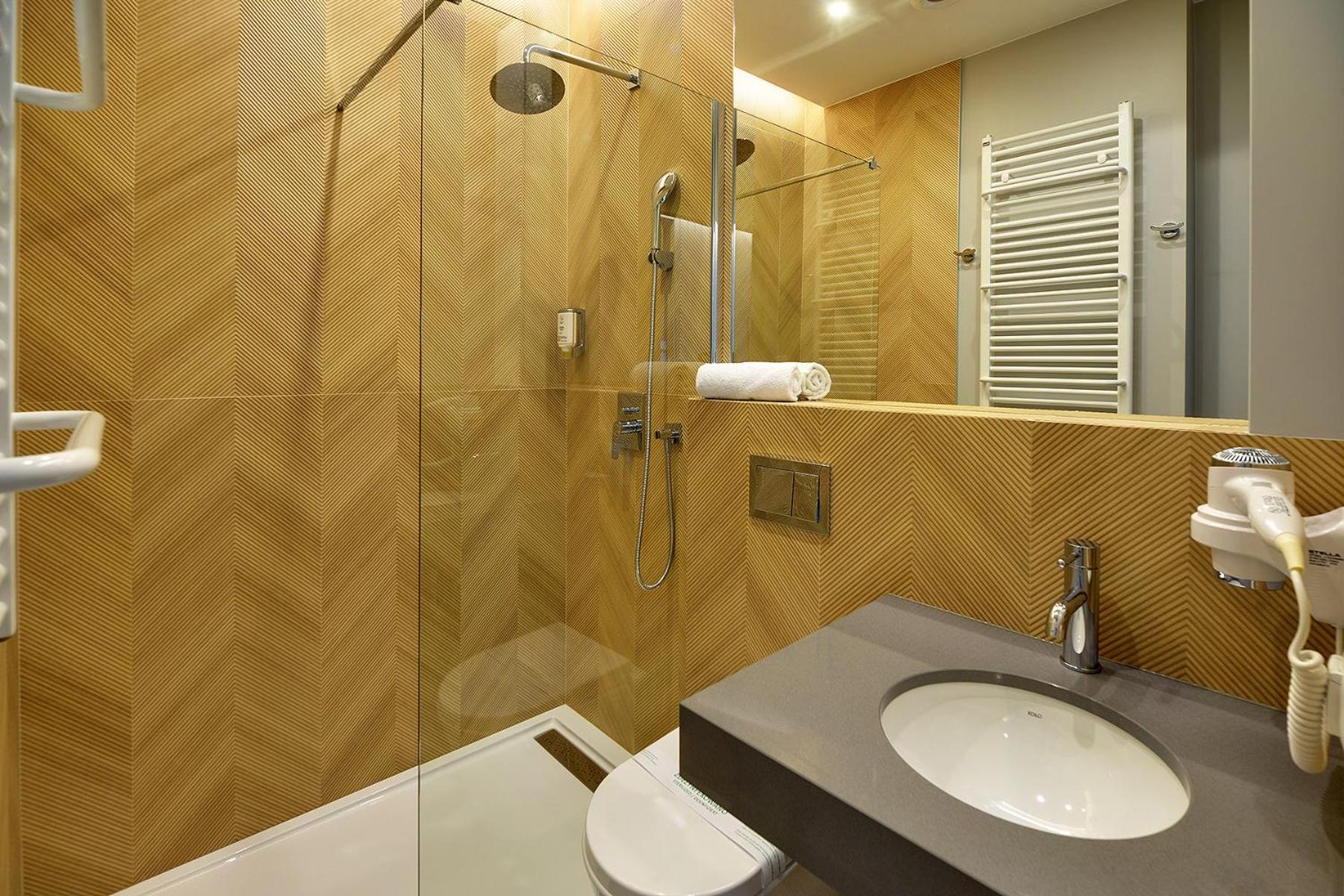 Oak Rooms Oborniki Slaskie Exterior photo